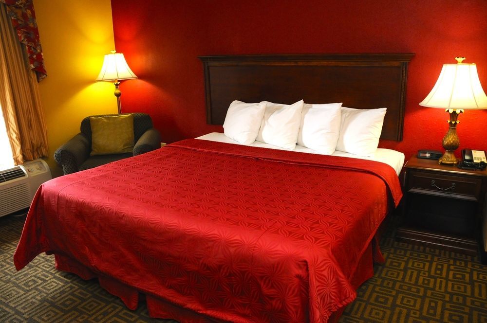 מילדג'וויל Heritage Inn מראה חיצוני תמונה