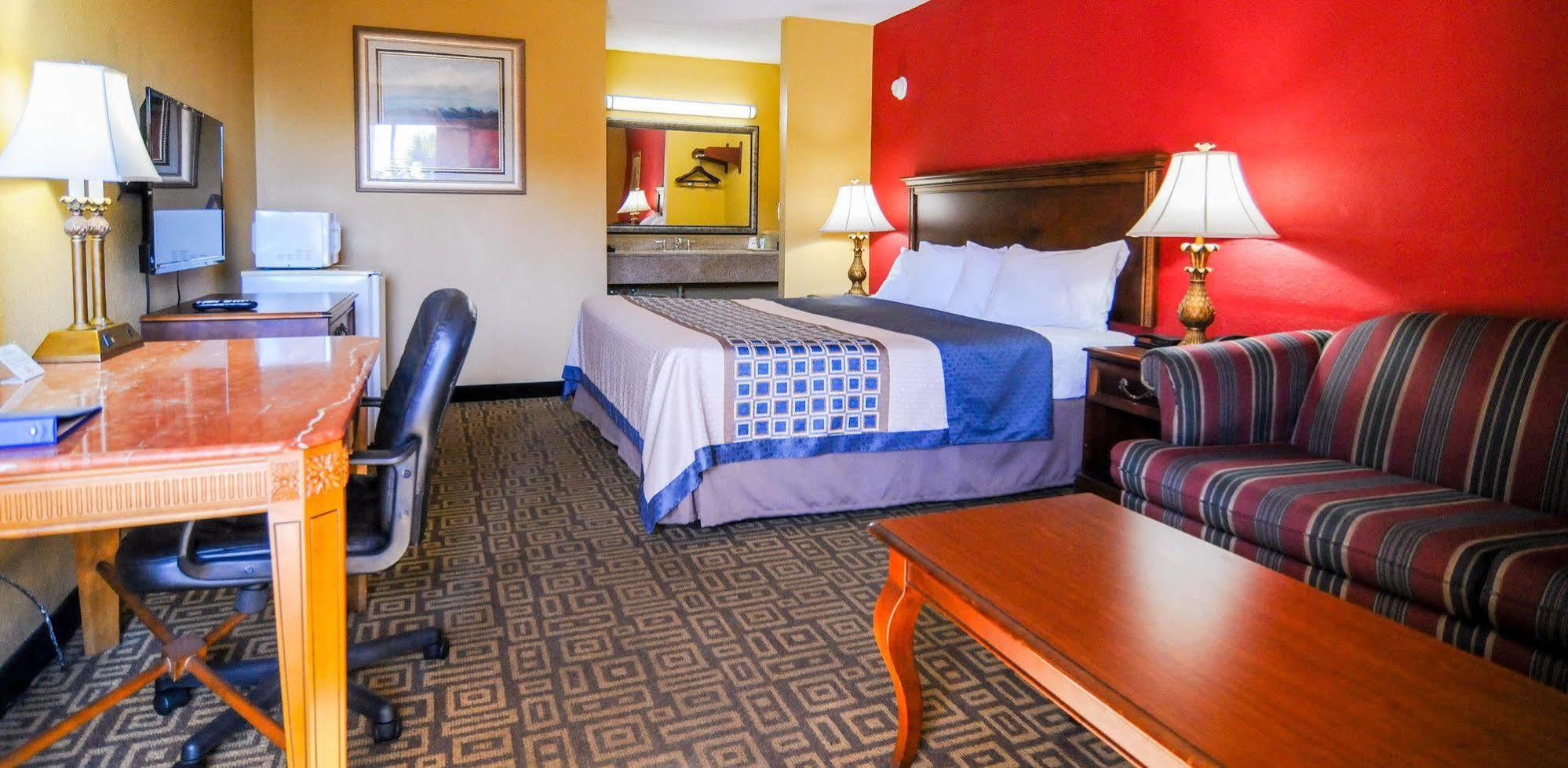 מילדג'וויל Heritage Inn מראה חיצוני תמונה